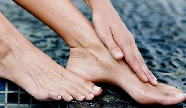 Симптомы беспокойных ног Проблема беспокойных ног - в голове